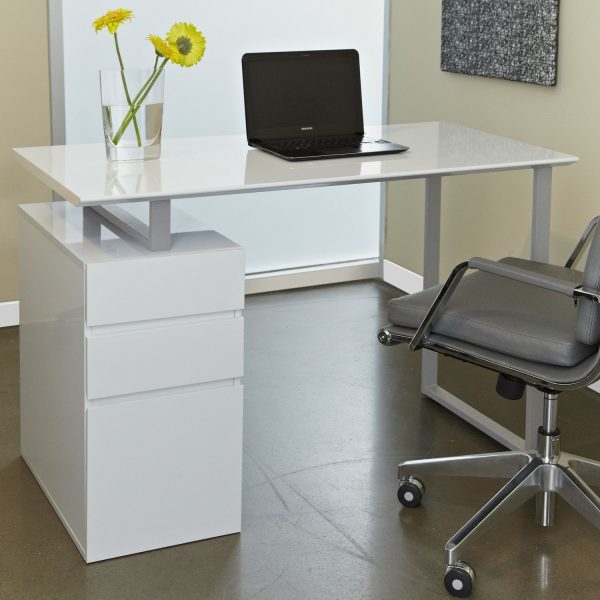 Modern manager desk UDL MT-502 with drawers, metal legs and melamine board