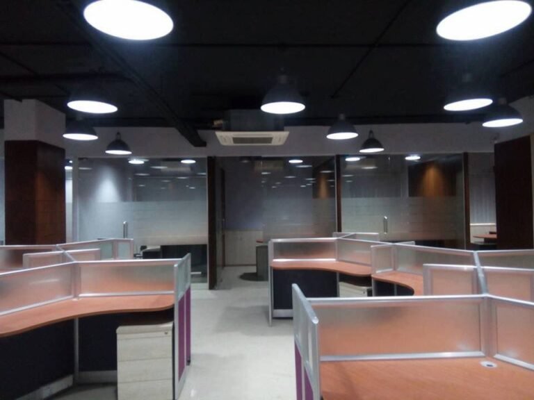 Commercial Workstation View