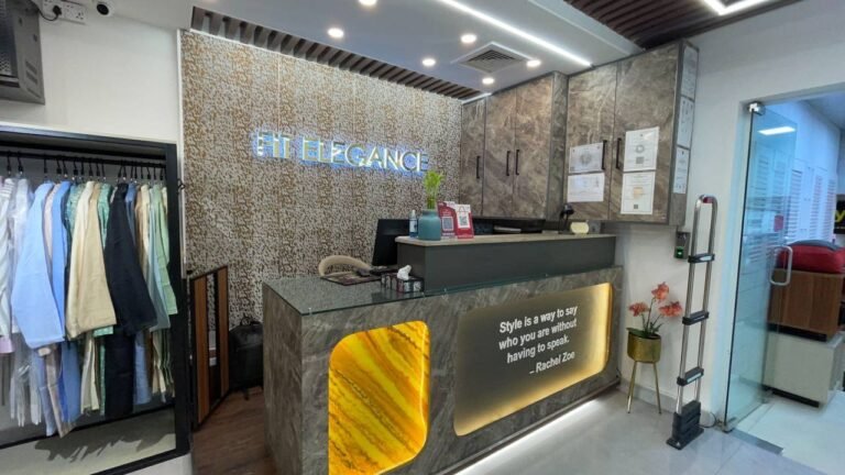 Fit Elegance Showroom Reception Counter