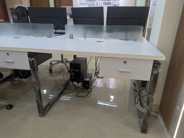 Future Link IT Workstation Area 08