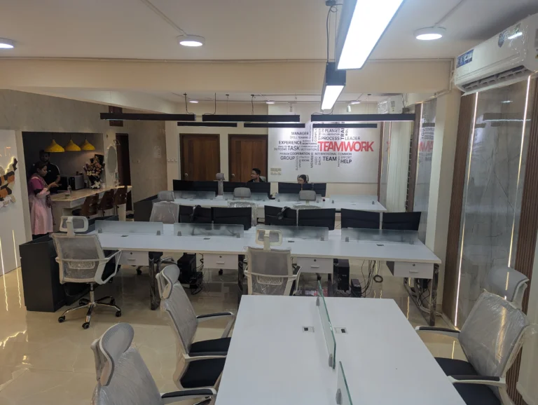 Future Link IT Workstation Area 09