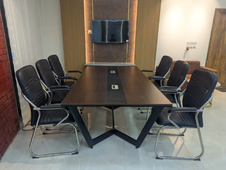 Future Link IT Open Conference Table
