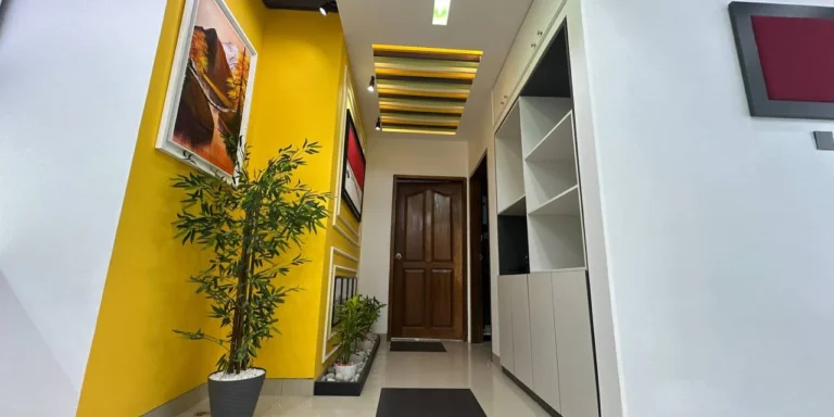 Readiant Sourcing Office Walkway