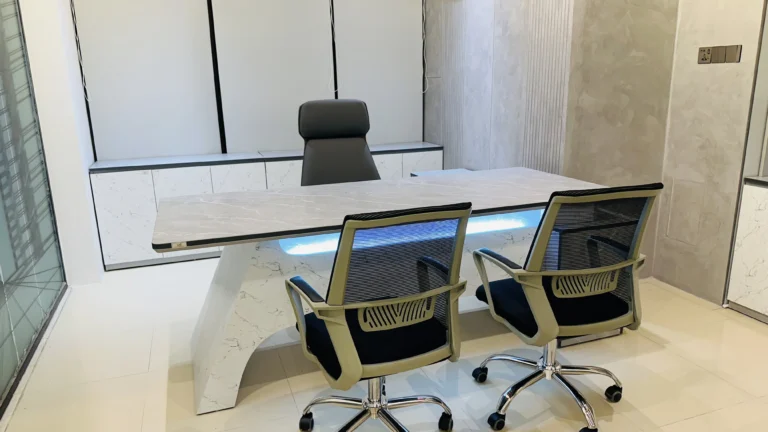 Small Office Workstation
