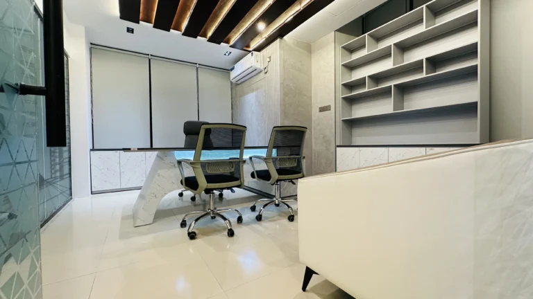 Private Workstation with Storage