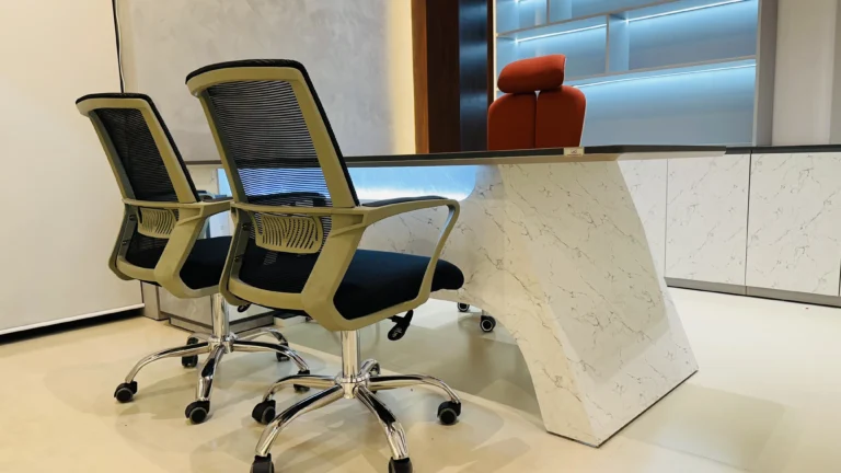Executive Desk Seating