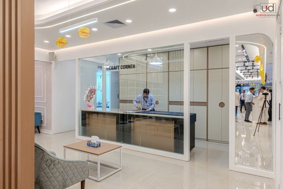 glass-partition-showroom-area